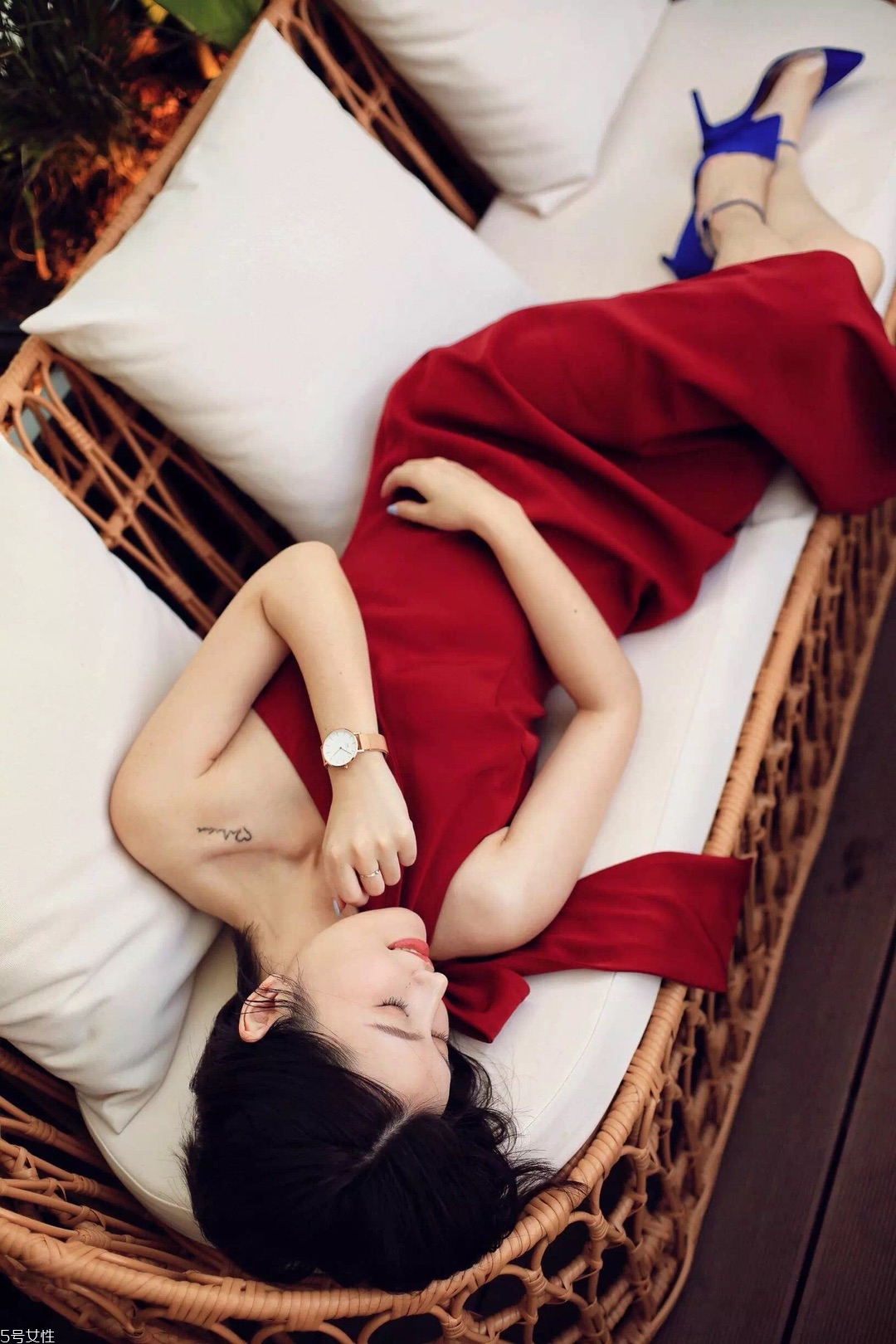 梨型身材怎么穿衣搭配 梨形女生穿搭手冊 梨型身材怎么穿衣搭配 梨形女生穿搭手冊