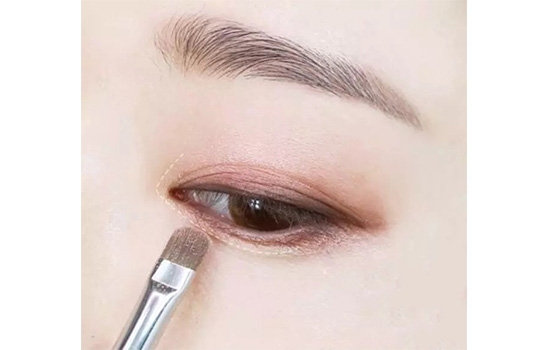 豆沙色眼妝怎么畫(huà)？超受歡迎的空氣眼妝畫(huà)法