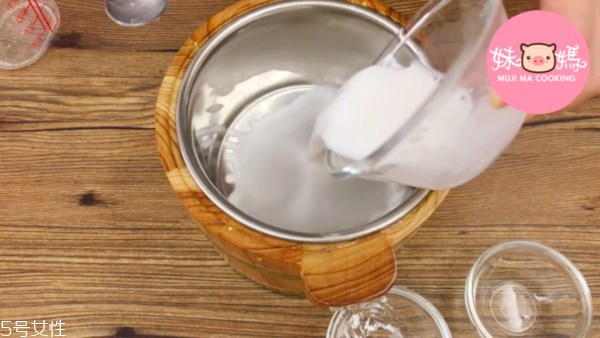 豆腐花怎么做更滑更嫩 香滑豆腐花的做法 豆腐花怎么做更滑更嫩 香滑豆腐花的做法