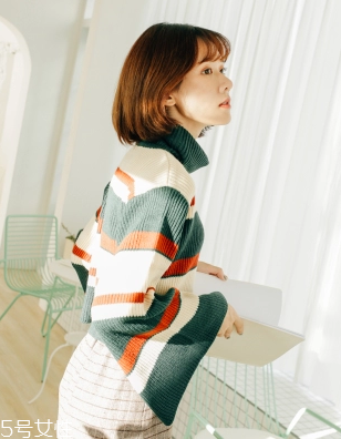 冬天內搭怎么穿？一件毛衣搞定冬天內搭難題