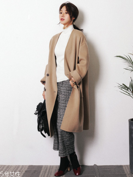 大衣上有膠印怎么去除？這樣做膠漬統(tǒng)統(tǒng)都不見