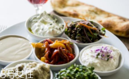 鋅對肌膚有哪些作用？鋅有助于防曬和抗衰老