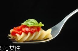 鋅對肌膚有哪些作用？鋅有助于防曬和抗衰老