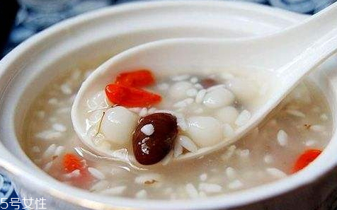 酒釀是不是發(fā)物 禁忌人群 酒釀是不是發(fā)物 禁忌人群