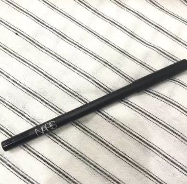 眼線膠筆怎么畫內(nèi)眼線？內(nèi)眼線四部曲圖解