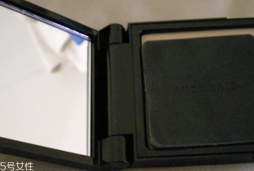 紀(jì)梵希適合什么膚質(zhì)？