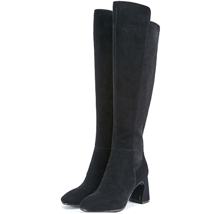 冬天過膝靴怎么搭配衣服？這個冬天酷炸天