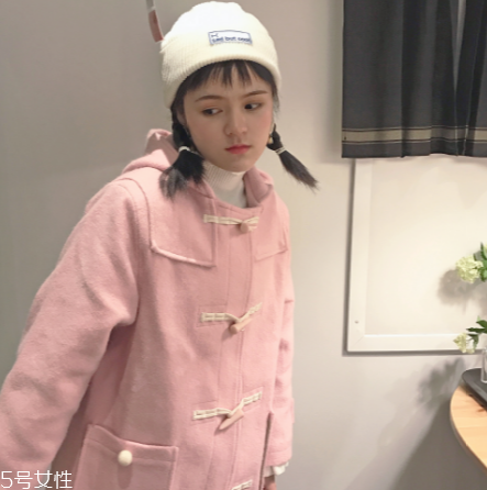 2018年流行什么款式大衣？這幾款大衣一定要有