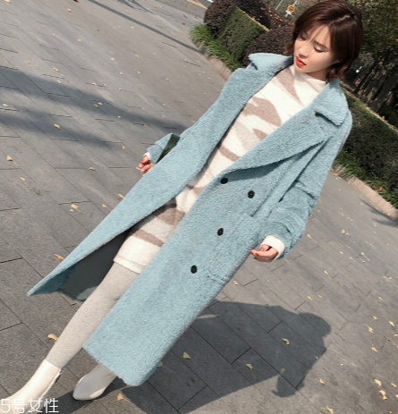 2018年流行什么款式大衣？這幾款大衣一定要有