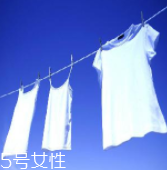 內(nèi)褲和襪子一起洗會(huì)有哪些危害？分情況對(duì)待