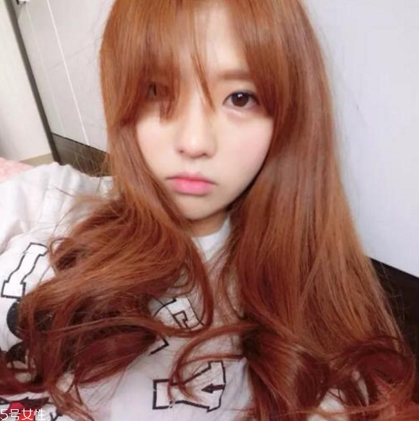 2018秋冬發(fā)色染什么好看？冬季首選發(fā)色