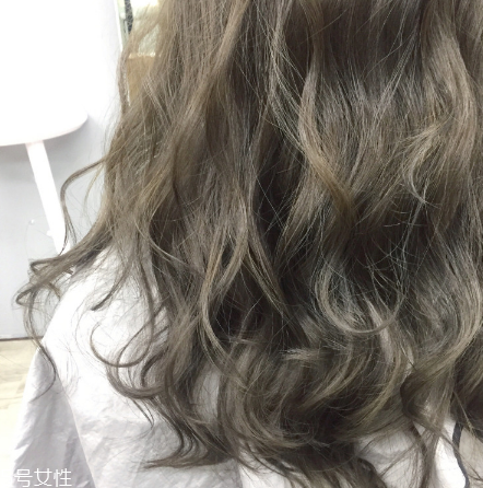 2018最新流行趨勢發(fā)色 你跟女神就差一個(gè)發(fā)色