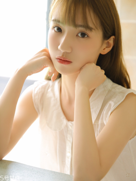 2018最新流行趨勢發(fā)色 你跟女神就差一個(gè)發(fā)色