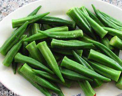 吃秋葵能喝酒嗎？炎夏秋葵忌和啤酒同食