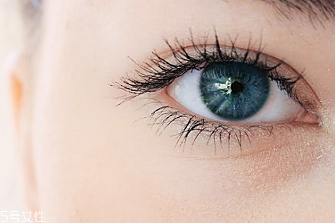 開眼角有什么風(fēng)險(xiǎn)？開眼角并不適合所有人