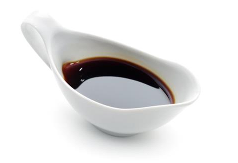 開眼角后多久可以吃辣？開眼角后不宜吃過多醬油