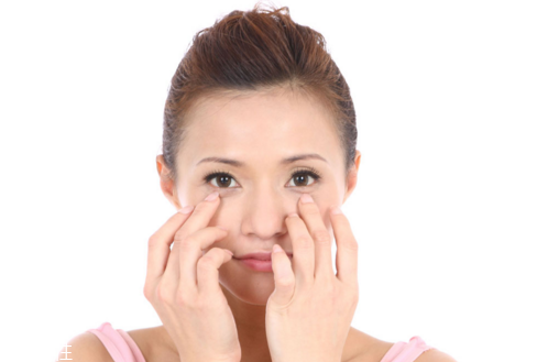 開眼角有什么風(fēng)險(xiǎn)？開眼角并不適合所有人