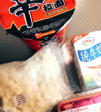 辛拉面和湯達(dá)人哪個好吃？