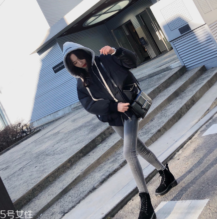 棉襖洗了還暖和嗎？棉襖應(yīng)盡量少洗