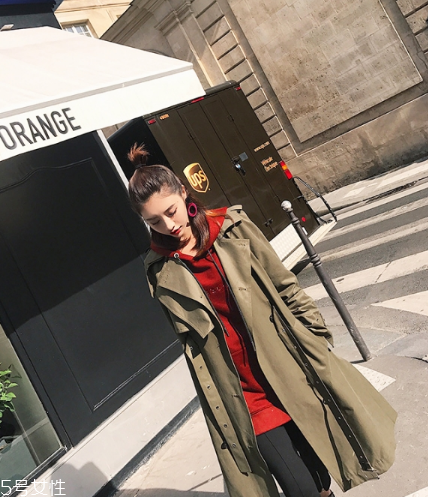 紅色衛(wèi)衣配什么外套？六款搭配任意挑選