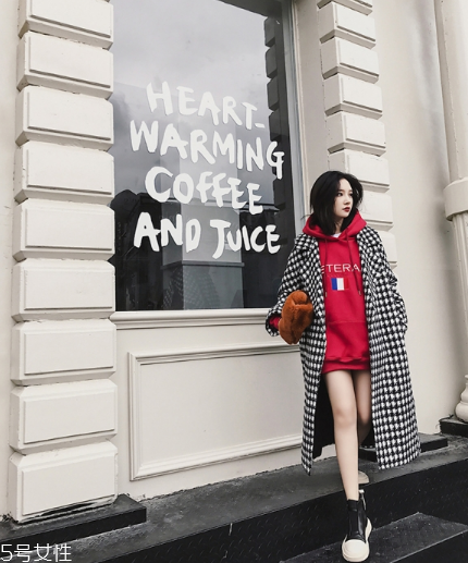 紅色衛(wèi)衣配什么外套？六款搭配任意挑選