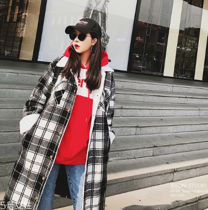 紅色衛(wèi)衣適合什么人穿？紅紅火火過(guò)新年