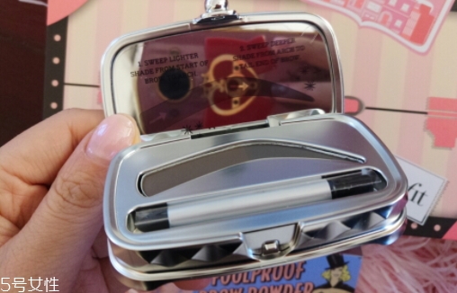 眉粉可以當(dāng)眼影用嗎？教你用眉粉畫眼影