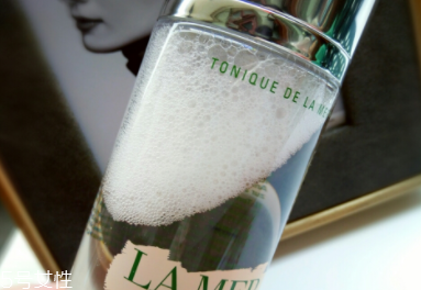 海藍(lán)之謎煥膚水適合干皮嗎？海藍(lán)之謎煥膚水產(chǎn)品評(píng)測(cè)