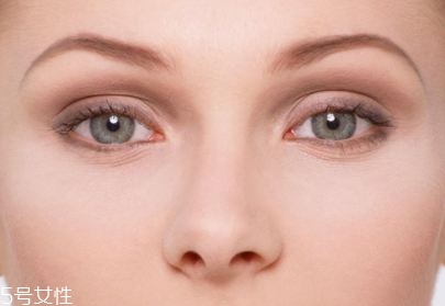 割雙眼皮后如何快速消腫？割雙眼皮正確護理比手術季節(jié)更重要