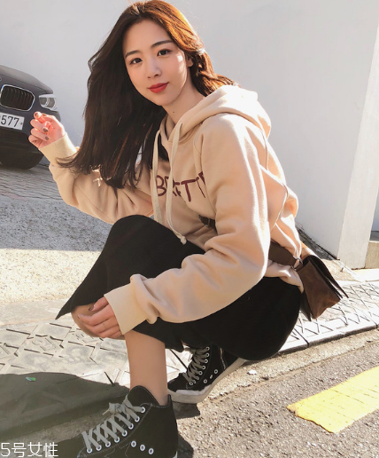 衛(wèi)衣買(mǎi)回來(lái)需要洗嗎？這些新衣服一定要洗