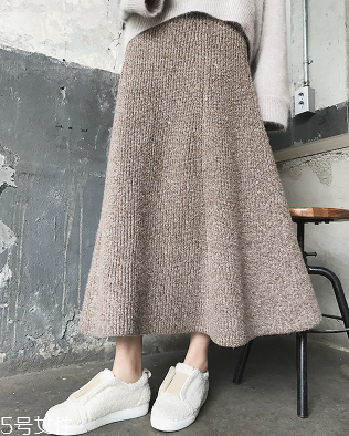 a字裙適合什么身材？氣質a字裙開春必備