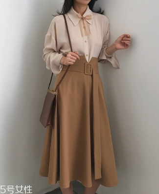 a字裙適合什么身材？氣質a字裙開春必備