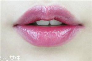 ysl唇釉怎么涂出玻璃唇？打造獨(dú)特唇色