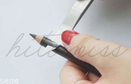 眉筆怎么削？最省眉筆的削法