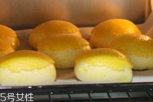 烤箱用什么容器 金屬容器最好 烤箱用什么容器 金屬容器最好