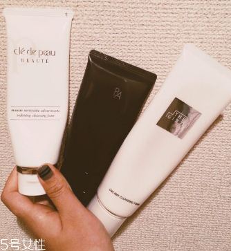 cpb 黑ba the ginza洗面奶哪個(gè)更好用？低調(diào)的貴婦系列