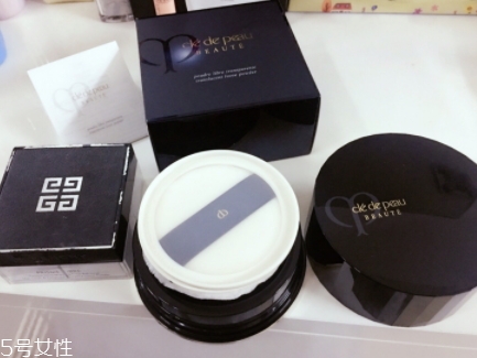 紀梵希和cpb散粉哪個好用？