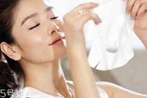 敷面膜為什么越久越干？體溫蒸發(fā)