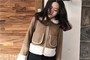 羊羔毛外套適合幾度穿？變身酷girl全靠它