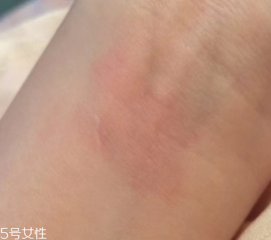 美國MILANI口紅77號試色 日常黃皮色 美國MILANI口紅77號試色 日常黃皮色