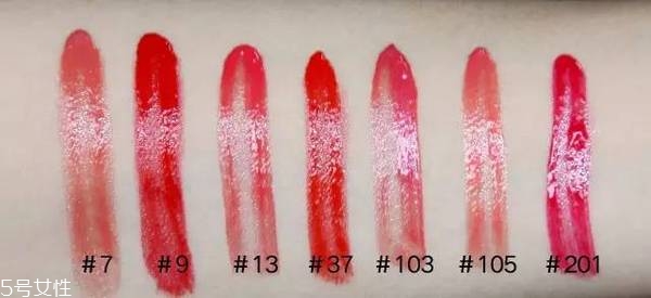 ysl唇釉哪個(gè)顏色最火？ysl唇釉的搭配技巧