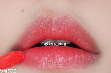 ysl圣羅蘭銀管唇釉好用嗎？蜜糖一樣水潤柔滑