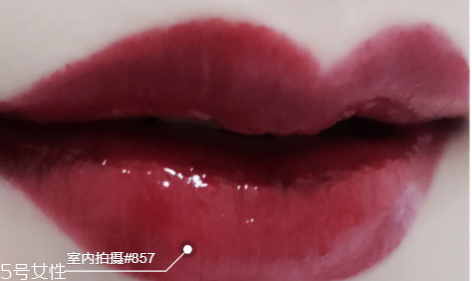 迪奧漆光唇釉哪個(gè)好看？讓妝效更持久