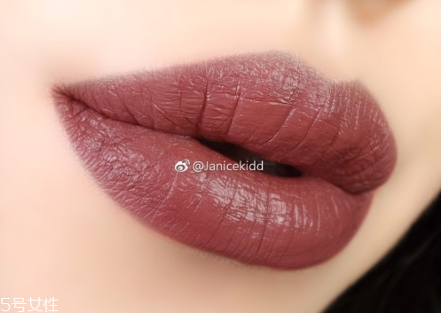 ysl新款啞光唇釉好用嗎？持久不拔干