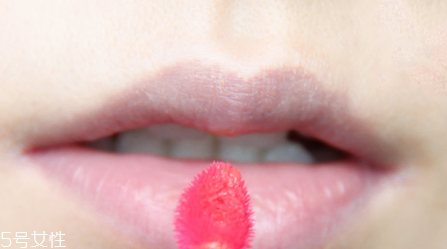 唇釉是什么東西？俗稱液體口紅