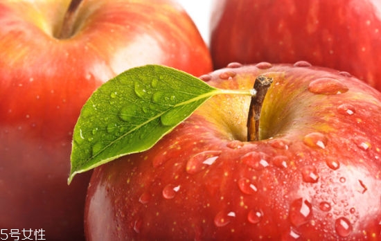 梨子和蘋果哪個好？吃蘋果注意事項