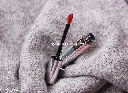 ysl圣羅蘭銀管唇釉好用嗎？蜜糖一樣水潤柔滑