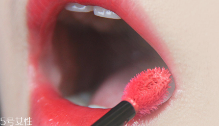 唇釉是什么東西？俗稱液體口紅