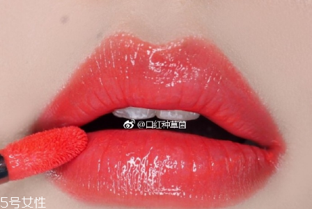 ysl圣羅蘭銀管唇釉好用嗎？蜜糖一樣水潤柔滑