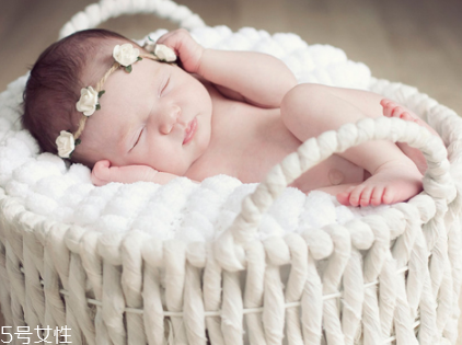 寶寶睡覺鼻子呼呼響是怎么回事 四種原因需注意 寶寶睡覺鼻子呼呼響是怎么回事 四種原因需注意